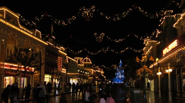 Un peu de magie avec le calendrier de l'Avent gratuit de Disneyland Paris 