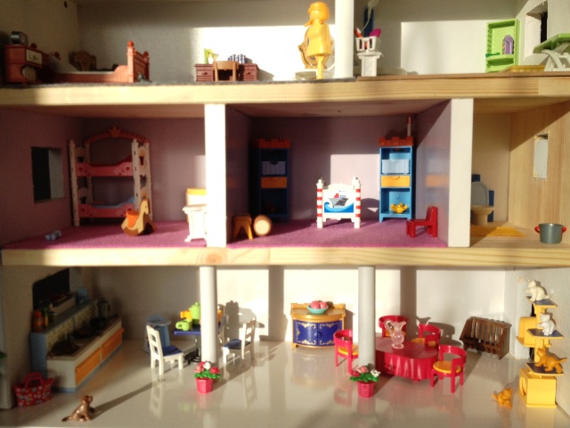 Papa Blogueur et Papa Bricoleur : La Maison Playmobil