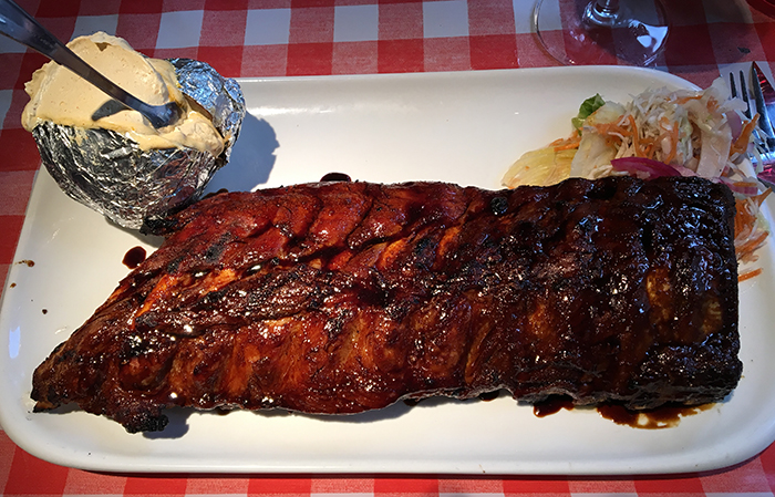 Bruges restaurant Bones Ribs