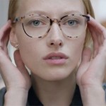 Femmes à lunettes ...